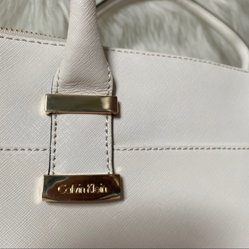 Calvin Klein Designer Bag - Picture 3 of 10